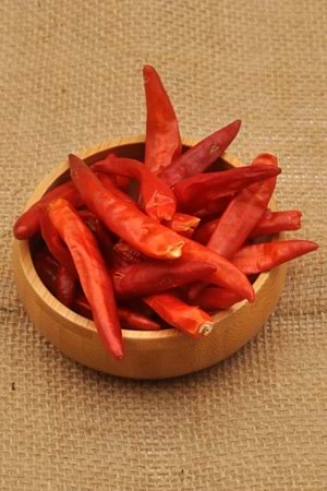 Acı Sivri Biber Kurusu - 1 Dizi (50-55 Adet)